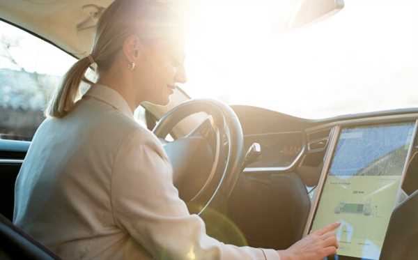 How Predictive Analytics Enhances Driver Assistance Systems
