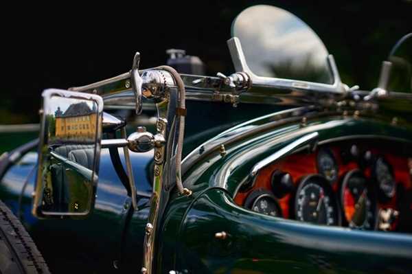 Legacy: The Role of Iconic Models in Modern Automotive Trends